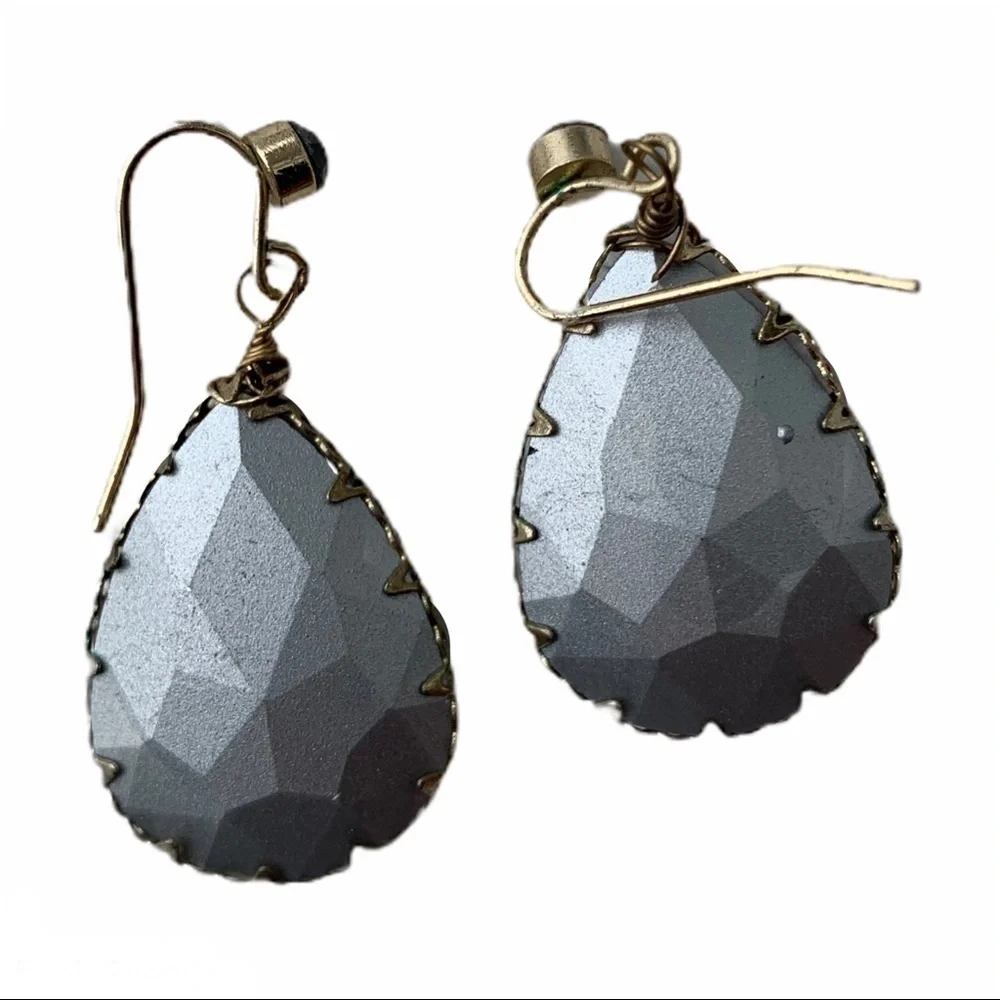 Boutique Black Faceted Teardrop Statement Earrings Gold Tone Faux Crystal Dangle